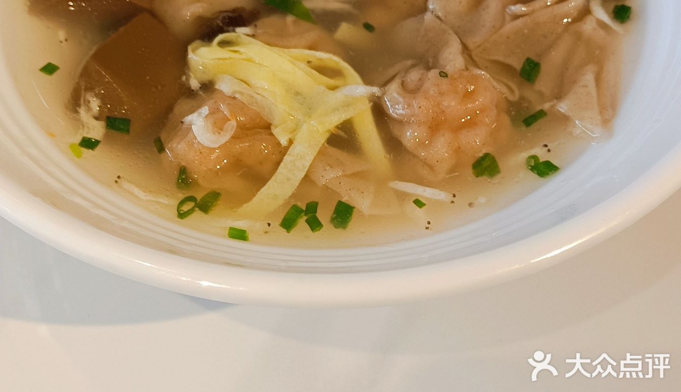 这段时间非常有名气的小吃店，今天30号又带老妈来吃了！