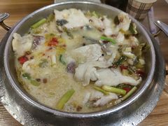 -九头鹰家宴(岳家嘴店)