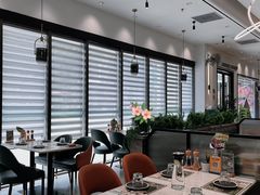 -西语·炭烧牛排(卓越中寰店)