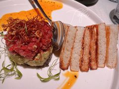 牛肉塔塔配牛油果黑橄榄酱-Solo(衡山路店)