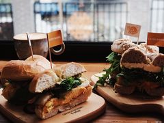 -Catch Bagel(芳草地店)