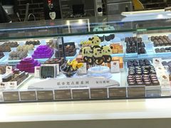 面包甜点陈列柜-GODIVA(国际金融中心店)
