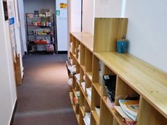 -两知·自习室(三峡广场总店)