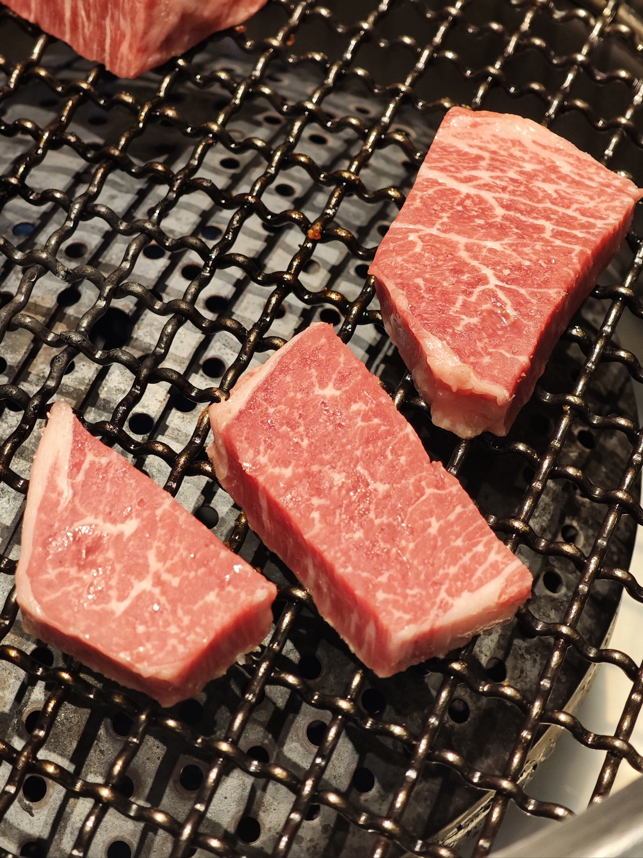 每一口神户牛排都是极致美味的代名词.肉质