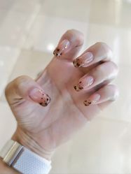 -Nail Me美甲美睫