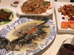 -顺峰海鲜酒楼(省府店)