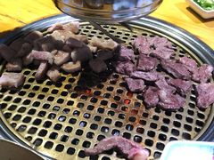 -唯成•韩国炭火烤肉 유성고기