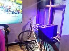 大堂摆设-捞围鲜·港式打边炉(海阳路店)