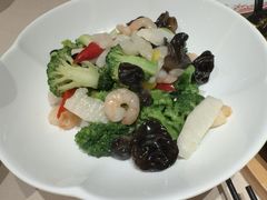 春色满园-大鸭梨烤鸭(石佛营店)