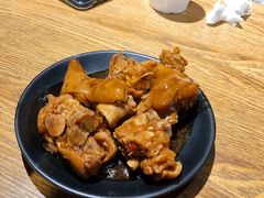 古街猪脚-汪爹爹武汉牛三鲜(朝外大街店)
