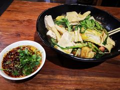 -万记麻辣烫国展总店
