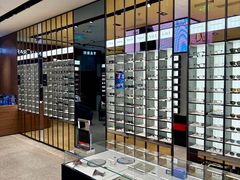 -LensCrafters亮视点(东方新天地店)