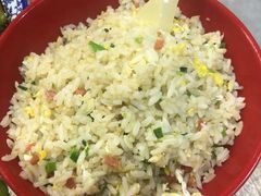 -江城燕子大排档(江汉路步行街店)