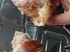 香芋流心牛角-天母蓝鸟烘焙·蛋糕·下午茶(时代城广场店)