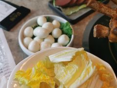 -沪小胖小龙虾(淮海中路旗舰店)