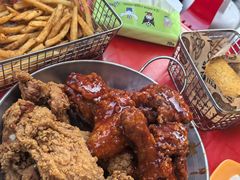 -BHC炸鸡(明洞总店)