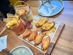 -Dragon Pizza•圆脸龙披萨·牛排餐厅
