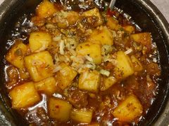 米凉粉烧牛腩-柴门头啖汤·经典川菜·慢火汤品(锦城万达店)