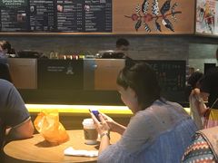 -星巴克臻选(周浦万达店)