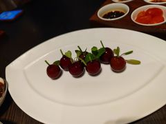樱桃鹅肝-广州柏悦酒店·悦景轩·粤菜餐厅