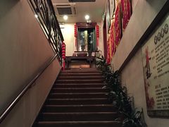 -莱蔻·圣灸堂·推拿艾灸(天山店)