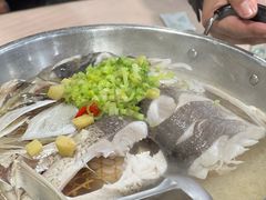 特色大鱼头-红樽舫湖景餐厅(太湖渔人码头店)