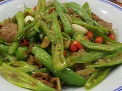 -湖南人家湘菜馆(镇江路店)