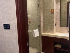 -蓝蔻酒店(深圳东站布吉万象汇店)