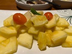 青柠檬拌菠萝-云海肴·汽锅鸡·云南菜(苏州中心店)