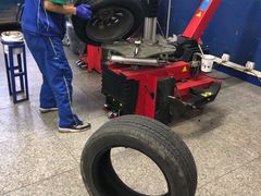 -耐跑(万达广场店)