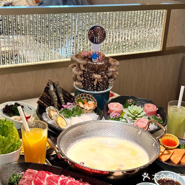 捞王火锅，真是猪肚鸡的天花板啊🤎🤎