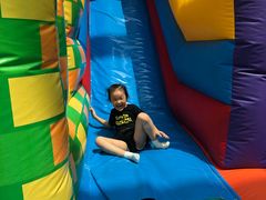 -蒙特利亲子乐园