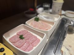 -海底捞火锅鲜切牛肉主题店(长寿路店)