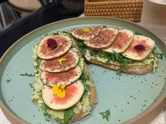 无花果手撕鸡肉tapas-Toris(LuOne凯德晶萃广场店)