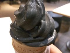 椰子圆筒冰淇淋-麦当劳(中山公园龙之梦店)