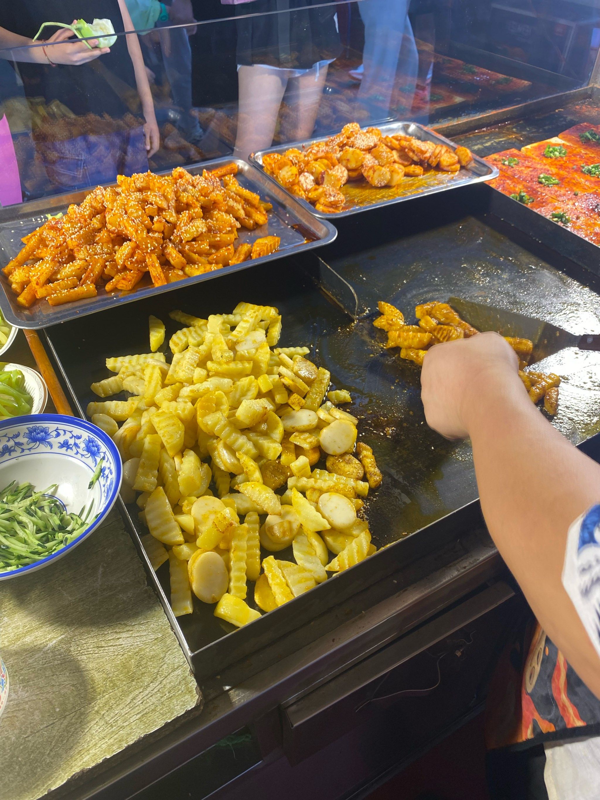兰州正宁路夜市,美食吃不停
