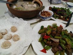 -品香菜馆(旗峰路中侨大厦店)