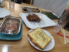 -铭记烧烤制作社•吊炉乳鸽 延吉冷面