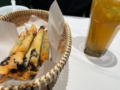 -楚山晓·湖北菜(武汉光谷K11店)
