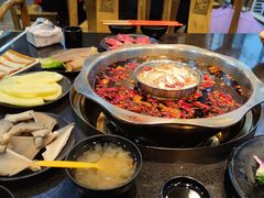-渝宗老灶火锅(巴国城店)