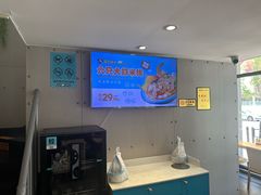-灵芝妹子海鲜米线(劳动公园店)