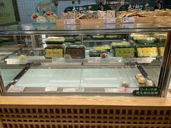 面包甜点陈列柜-泸溪河桃酥(欧尚店)