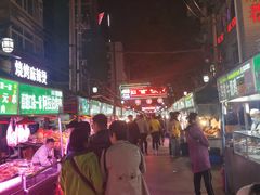 -正宁路小吃夜市
