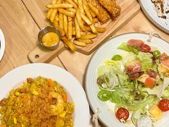 菠萝虾仁炒饭-橘酱餐厅