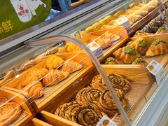 -红星前进面包牛奶公司(君太店)