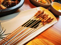 -云海肴·汽锅鸡·云南菜(天山百盛优客店)