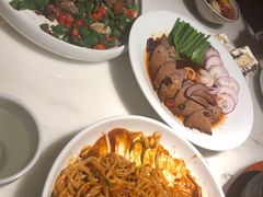-初蓉丨遇见新川菜(亲贤街荣耀店)