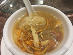 -菌海森林·非遗野生菌火锅(西山区滇池路摩根道店)