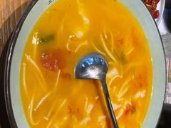 -临界音乐酒馆·小龙虾·江湖菜(华熙LIVE·鱼洞店)