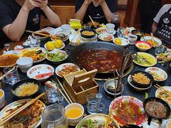 -沸炉重庆老火锅(军事博物馆店)